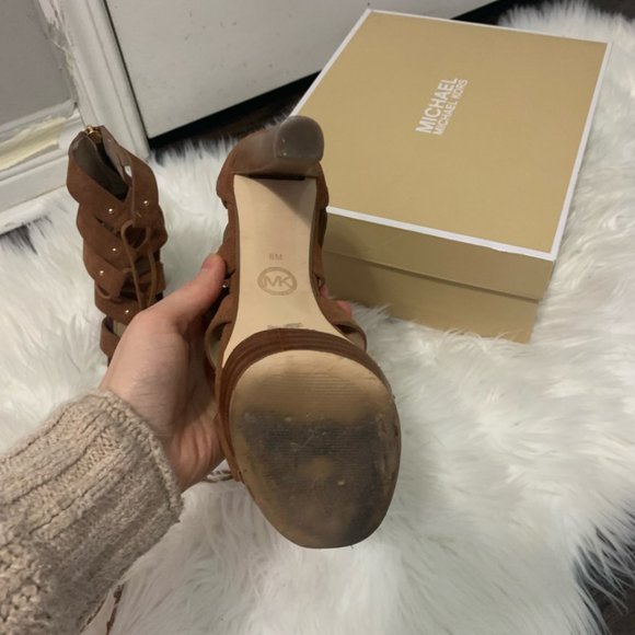MICHAEL KORS LIGHT BROWN STRAPPY HEELS - Picture 2 of 3